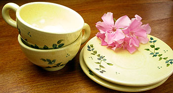 Hand made pottery set of 2 tea cups and saucers (JAPONAISE)